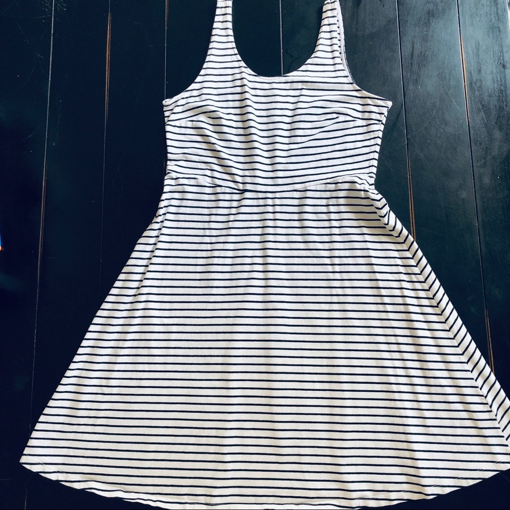❗️Closet Closing❗️Old Navy Striped Jersey Dress
